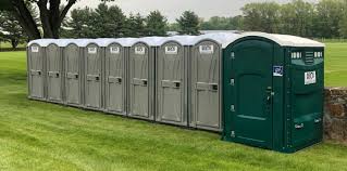 Best Restroom Trailer for Weddings  in Sansom Park, TX